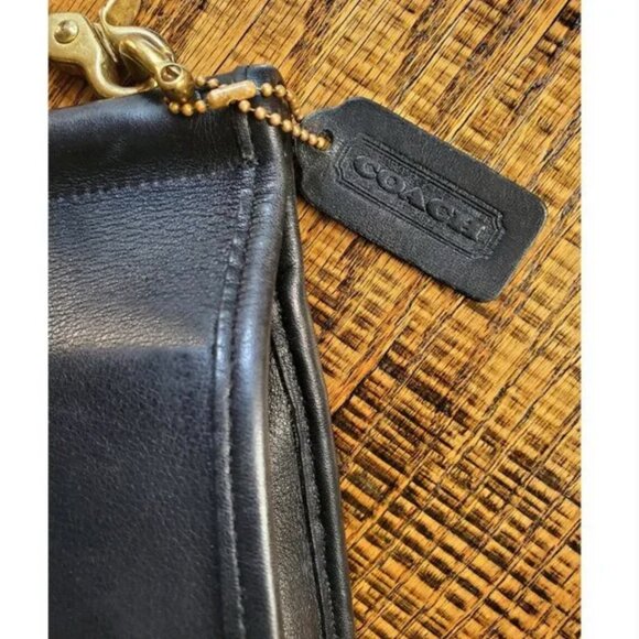 Authentic Coach 9927 Black Glove Leather Willis Station Crossbody Shoulder Bag - Picture 10 of 10